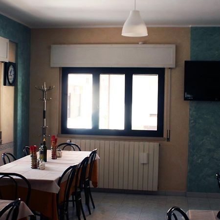 Albergo Italia Lavello Exteriör bild