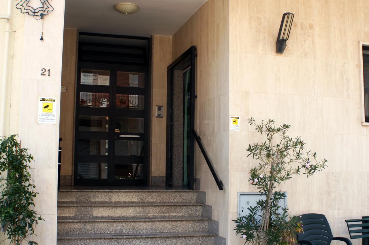Albergo Italia Lavello Exteriör bild
